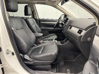 Mitsubishi Outlander 2.0 PHEV 4WD Limited Edition X-Line Navi Clima picture 10
