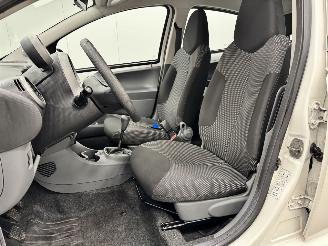 Toyota Aygo 1.0 5-drs picture 8