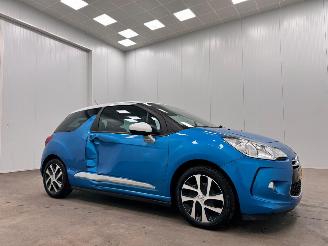 Unfallwagen Citroën DS3 1.2 VTi So Chic Navi Clima 2013/5
