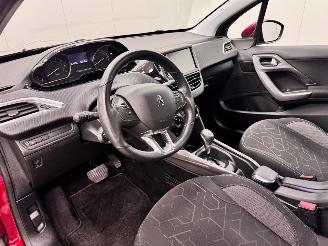 Peugeot 2008 1.2 PureTech Active Autom. Navi Airco picture 8