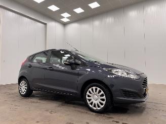 skadebil auto Ford Fiesta 1.0 Style 5-drs Navi Airco 2015/2