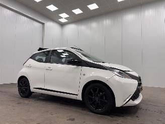 Unfallwagen Toyota Aygo 1.0 VVT-i x-wave Cabrio 5-drs Airco 2016/8