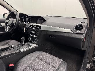 Mercedes C-klasse 180 Autom. Avantgarde Navi Clima picture 13