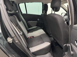 Renault Clio 1.2 Authentique 5-drs Airco picture 10