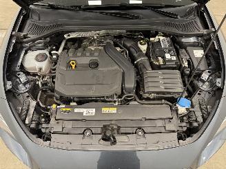 Seat Leon SportsTourer 1.5 eTSI Autom. FR Intense Navi Clima picture 13