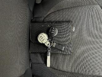 Mini Cooper 1.5i Autom. Cooper Pepper 5-drs Navi Clima picture 13