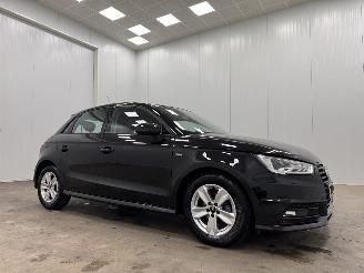 Vaurioauto  passenger cars Audi A1 Sportback 1.0 TFSI S-Tronic S-line Navi 2018/8