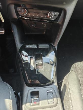 Opel Corsa GS. Hybrid 81 kW(110 PS). 6-Gang-Doppelkupplungsgetriebe (eDCT) picture 7