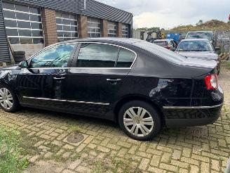 Volkswagen Passat 1.8 TSI 16V Sedan 4Dr Benzine 1.798cc 118kW (160pk) FWD 2007-05/2010-07 (3C2) BZB picture 4