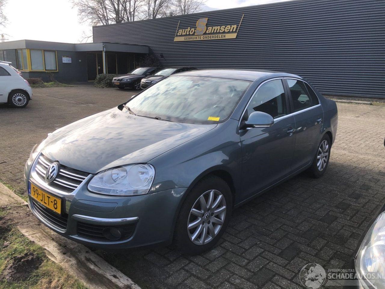 Volkswagen Jetta 1.4 TSI 160 16V Sedan 4Dr Benzine 1,390cc 118kW (160pk) FWD 2008-07/2010-10 (1K2) CAVD
