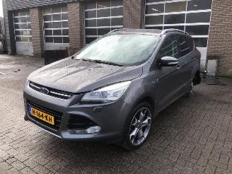 uszkodzony samochody osobowe Ford Kuga Kuga II (DM2) SUV 2012 - 1.6 EcoBoost 16V SUV  Benzine 1.596cc 110kW (150pk) FWD 2013-03/2014-09  JQMA 2014/6