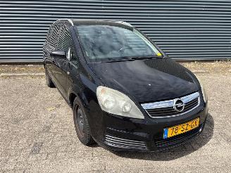 skadebil auto Opel Zafira 7 persoons - 1.8 16V Ecotec MPV  Benzine 1.796cc 103kW (140pk) FWD 2005-07/2010-06 (M75) Z18XER; EURO4 2006/6