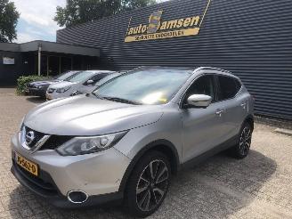 skadebil auto Nissan Qashqai Qashqai (J11) SUV 2016 - 1.2 DIG-T 16V SUV  Benzine 1.197cc 85kW (116pk) FWD 2013-11/2018-08 (J11D) HRA2DDT 2016/3