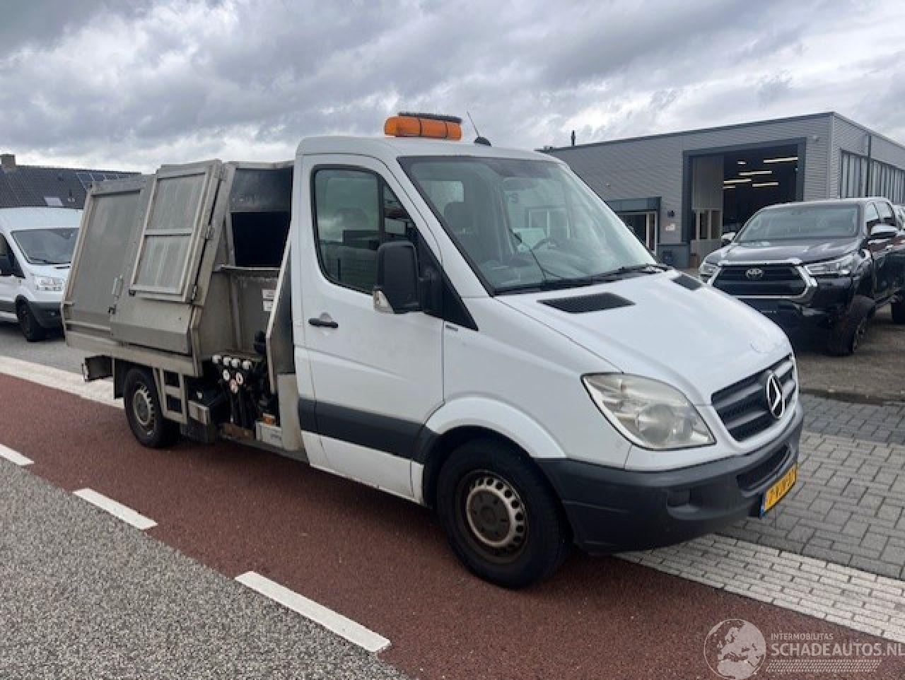 Mercedes Sprinter 310 CDI  KIPPER VUILNISWAGEN ZIJLADER!! SPECIALE KIPPER!! KLIMA