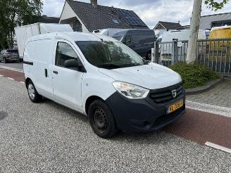 škoda dodávky Dacia Dokker 1.5 dci   SCHUIFDEUR 2015/1