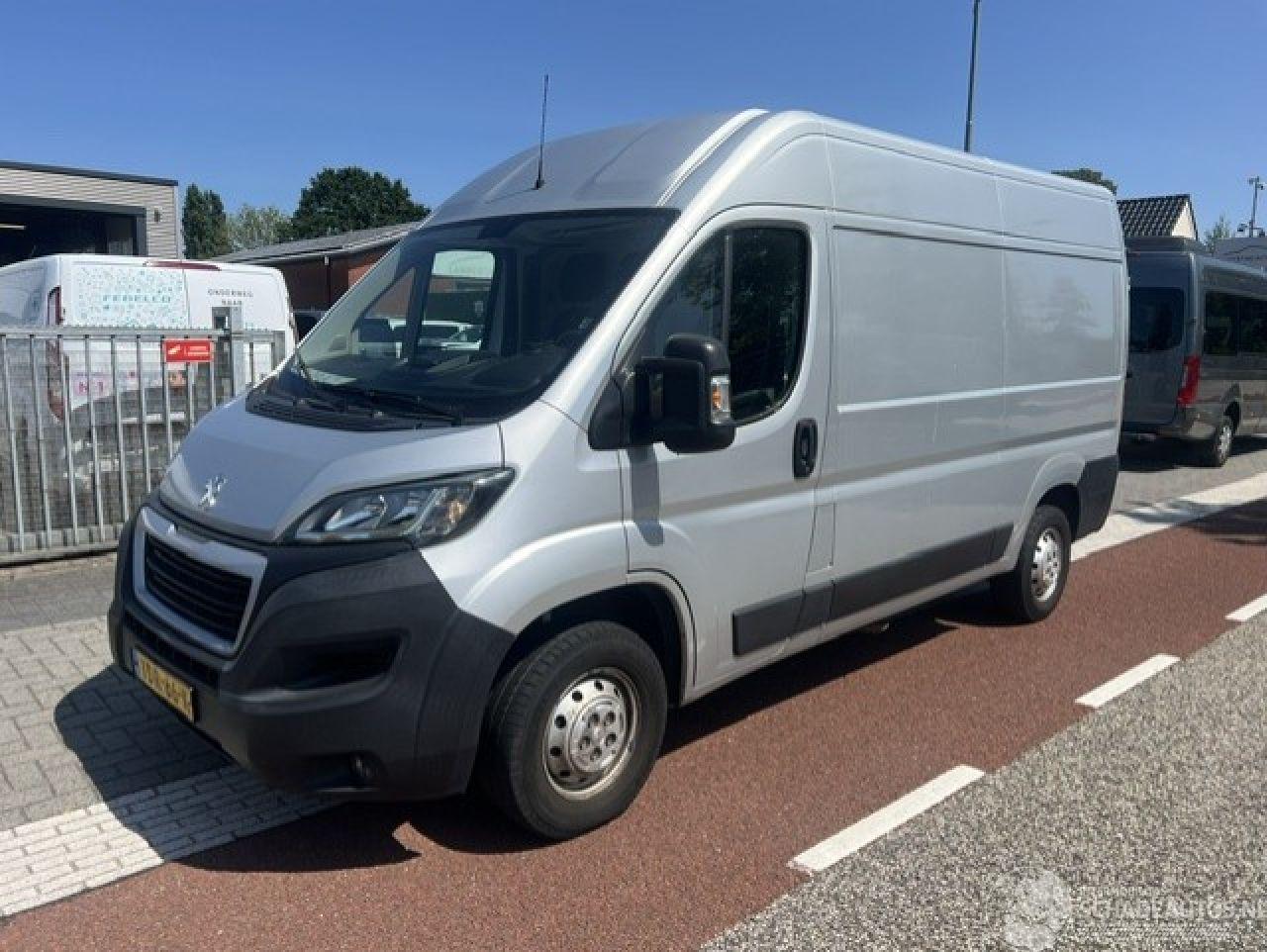 Peugeot Boxer 2.0 BLUEHDI 120KW L2H2  AIRCO KLIMA EURO6