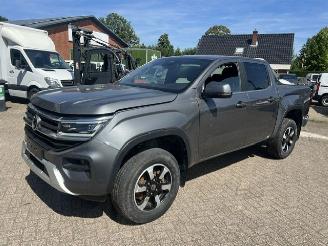 krockskadad bil bedrijf Volkswagen Amarok 3.0 TDI V6 177KW DOUBLE CAB. AUT. 4MOTION KLIMA 2023/8