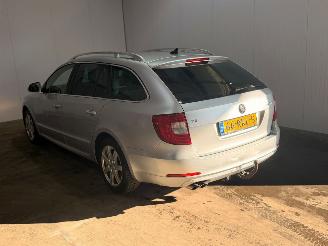 Avarii autoturisme Skoda Superb 1.8 TSI 16V Combi/o  Benzine 1.798cc 118kW (160pk) FWD 2011/7