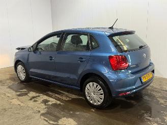 damaged passenger cars Volkswagen Polo 1.4 TDI 12V 90 Hatchback  Diesel 1.422cc 66kW (90pk) FWD 2017/8