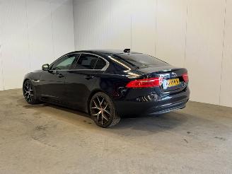 uszkodzony samochody osobowe Jaguar XE 2.0 D Corporate Edition R-Sport 2016/10