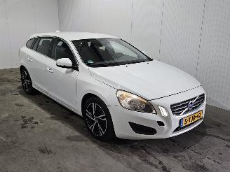 Volvo V-60 2.0 D3 20V Combi/o  Diesel 1.984cc 120kW (163pk) FWD picture 5