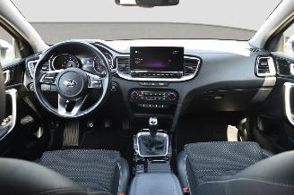 Kia Ceed 1.0 T-GDI picture 13