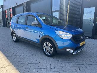Vaurioauto  passenger cars Dacia Lodgy 1.2 TCe Stepway 7p. | 2015/5