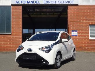 Coche accidentado Toyota Aygo X Play 1.0 VVT-i, Airco, Cruise ontrol, MMS, Camera 2018/1