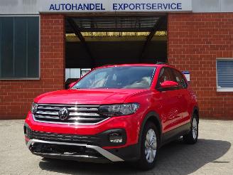 krockskadad bil auto Volkswagen T-Cross Life 81kw DSG Automaat, Airco, Navi, Lane assist, Cruise 2020/11