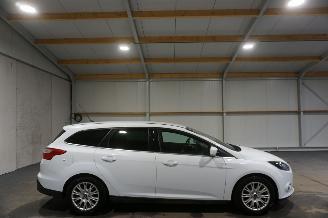 krockskadad bil auto Ford Focus 1.0EcoBoost 92kW Clima Trend 2012/10