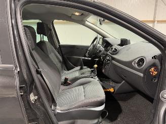 Renault Clio 1.2TCE 74kW Airco Collection picture 22