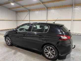 Peugeot 308 1.2 PureTech 81kW Blue Lease Clima picture 11