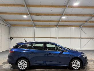 skadebil auto Renault Mégane 1.6 E-Tech 116kW Navigatie Plug-In Hybrid Business Zen 2021/1