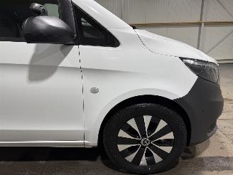 Mercedes eVito 66kWh Lang 85kW Navi Camera picture 16