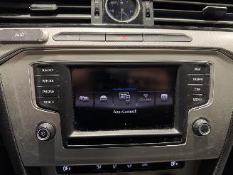 Volkswagen Passat Variant 1.4TSI 92kW Connected Series picture 22