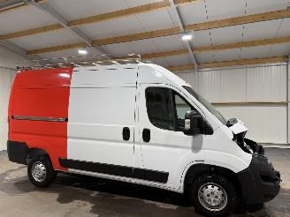 Opel Movano 2.2D 121kW Zwaar L2H2 picture 2