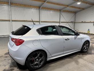 Alfa Romeo Giulietta 1.6 JTDM 77kW Navi Airco Exclusive picture 4