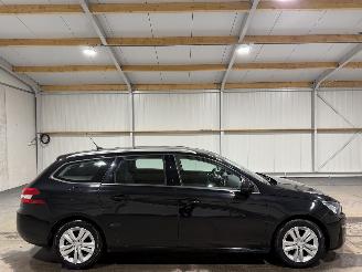 Schadeauto Peugeot 308 1.2 PureTech 81kW Active Clima 2017/2