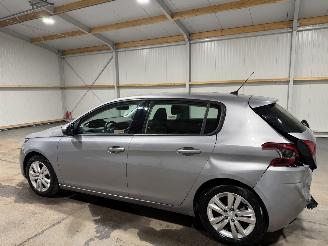 Peugeot 308 1.2 PureTech 81kW Blue Lease Active picture 11