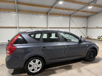 Kia Cee d 1.4CVVT 66kW Clima X-Ecutive picture 5