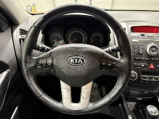 Kia Cee d 1.4CVVT 66kW Clima X-Ecutive picture 28