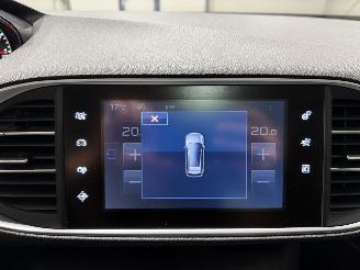 Peugeot 308 1.2 e-THP 96 KW Airco Premiere picture 28