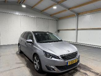 Peugeot 308 1.2 e-THP 96 KW Airco Premiere picture 3