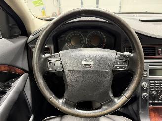 Volvo V-70 2.4 D5 136kW  Automaat Leder Kinetic picture 25