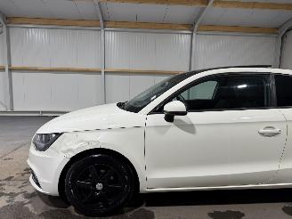 Audi A1 1.2TFSI 63kW Panoramadak S Edition picture 13