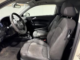 Audi A1 1.2TFSI 63kW Panoramadak S Edition picture 27