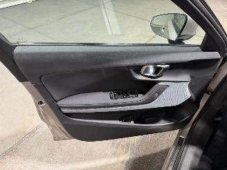 Polestar 2 Standard Range 69kWh Single Motor 170kW picture 48