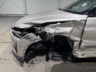 Polestar 2 Standard Range 69kWh Single Motor 170kW picture 14