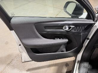 Volvo C-40 82kWh 185kW Single Motor Extended Range Plus picture 43