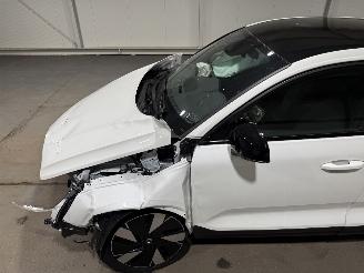 Volvo C-40 82kWh 185kW Single Motor Extended Range Plus picture 15